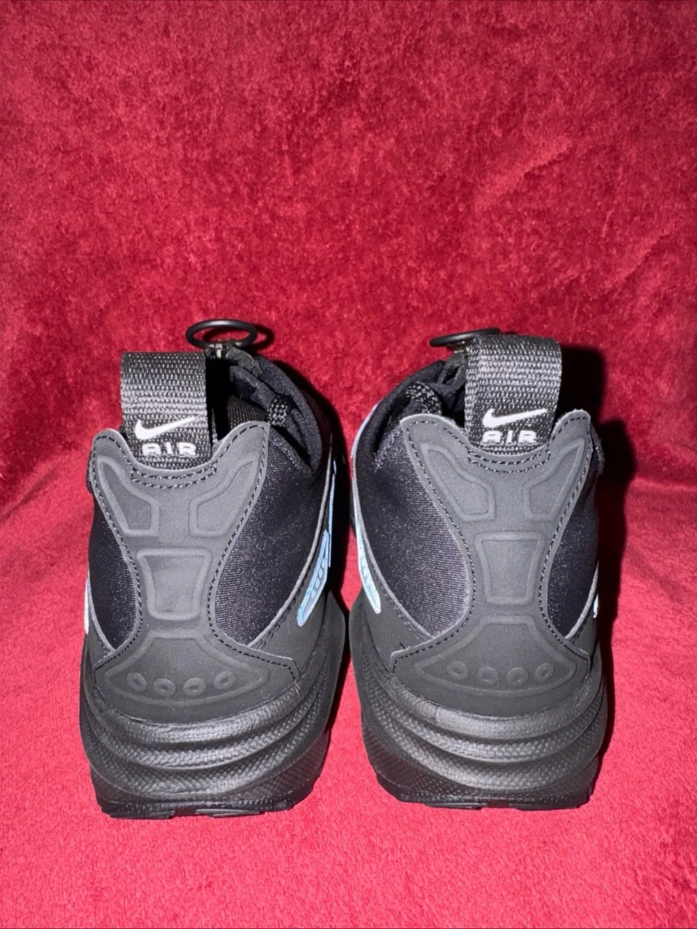 Nike Women’s Air Sunder Max “Black Silver”
